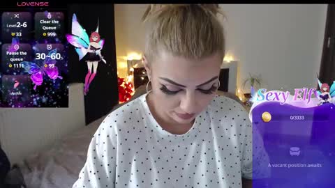 Snapshot of xmagic_pantherx chatting on December 29, 2024, 8:58 pm Magic Panther online show from December 29, 2024, 8:58 pm