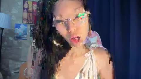 Snapshot of xmonica_cummerx chatting on March 17, 2026, 10:18 am Sweet Monica online show from March 17, 2026, 10:18 am