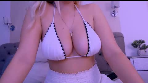 Naomi Nash online show from March 10, 2025, 11:10 am