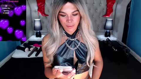 Snapshot of xnaughty_haileyx chatting on March 3, 2025, 2:37 pm Hailey online show from March 3, 2025, 2:37 pm