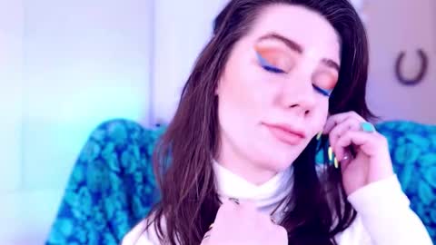 Bella Bondai online show from March 25, 2026, 8:15 pm