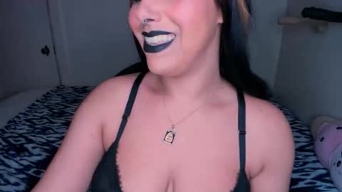 Rae  online show from March 9, 2025, 1:46 am