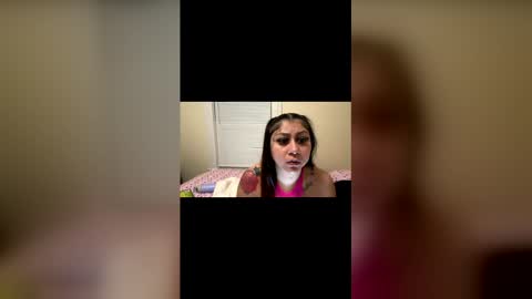 Snapshot of xoxoalizehibaby chatting on December 1, 2025, 7:13 am xoxoalizehibaby online show from December 1, 2025, 7:13 am