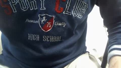 xoxopum online show from December 31, 2024, 4:14 pm