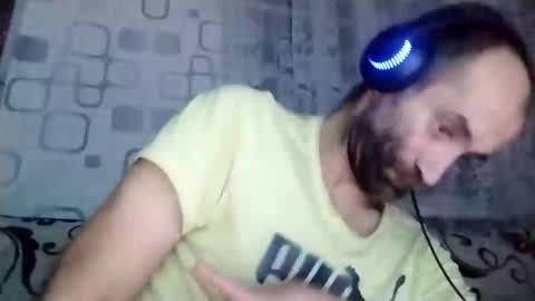 xploid1982 online show from October 14, 2025, 12:33 am