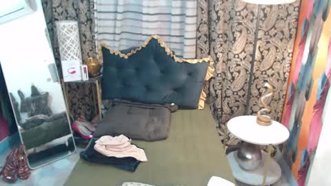 address me as QUEEN  NINA  A Little Bit  of ANGELIC FACE with a Wild Demonic Side online show from January 18, 2025, 2:03 am