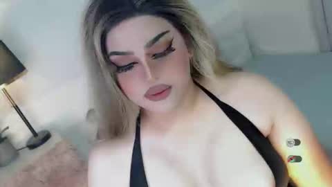 xsabbylicious69 online show from October 8, 2025, 4:32 am