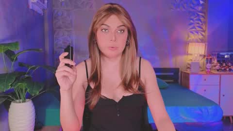 Michelle online show from October 7, 2025, 8:33 am