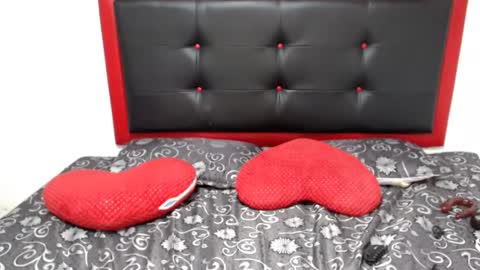 xshopyx online show from January 18, 2025, 4:59 am