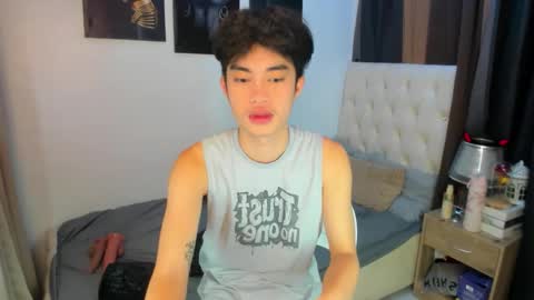 xsianhotcocxx online show from December 21, 2025, 5:03 am