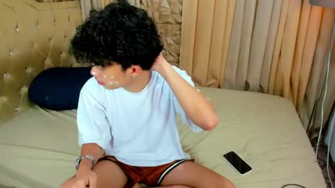 Snapshot of xsianhotcocxx chatting on April 19, 2026, 4:17 pm xsianhotcocxx online show from April 19, 2026, 4:17 pm