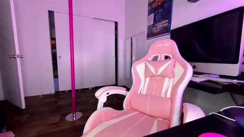 Snapshot of xstargazingx chatting on January 8, 2026, 4:15 am xStarGazingx online show from January 8, 2026, 4:15 am