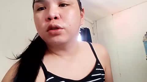 Nica online show from October 22, 2025, 1:39 am