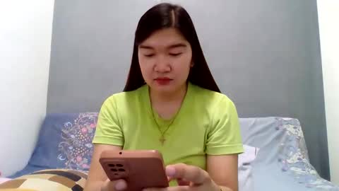 HI IM PAULINE online show from October 5, 2025, 1:37 am