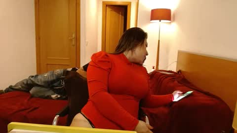 thiagoeva online show from December 4, 2024, 11:52 am