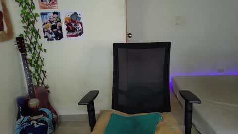 xtranherr online show from April 22, 2026, 2:47 am