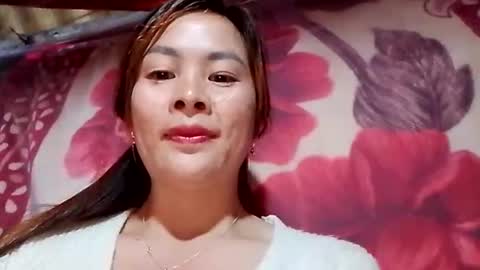 xuxulove00 online show from December 21, 2025, 1:13 am