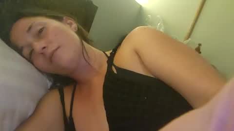 Snapshot of xx_flowprincess_xx chatting on June 14, 2026, 11:01 am xx_flowprincess_xx online show from June 14, 2026, 11:01 am
