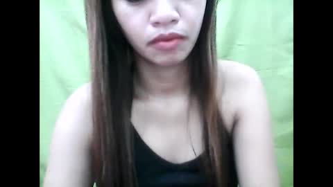 Snapshot of xx_winwin_xx chatting on December 22, 2024, 6:49 am Mariel online show from December 22, 2024, 6:49 am