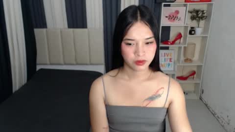 CHLOES ROOM online show from September 10, 2025, 6:41 pm