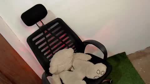 xxcandy lust online show from February 8, 2025, 1:00 am