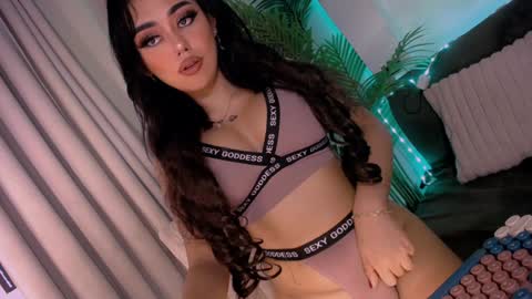 Jane online show from February 7, 2025, 1:47 am