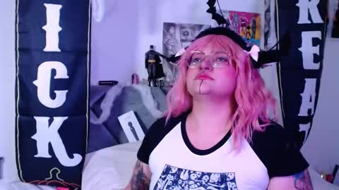 xxgreengoodxx online show from October 24, 2025, 10:28 pm