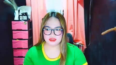 Snapshot of xxirene chatting on February 8, 2026, 4:16 am xxirene online show from February 8, 2026, 4:16 am