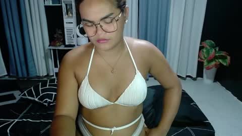 Kylie Smith online show from April 23, 2026, 12:29 pm