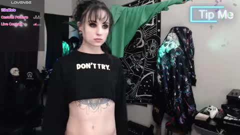 Snapshot of xxlilithmoonxx chatting on February 18, 2025, 2:38 am Lilith online show from February 18, 2025, 2:38 am