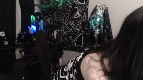 Snapshot of xxlilithmoonxx chatting on February 23, 2025, 3:02 am Lilith online show from February 23, 2025, 3:02 am