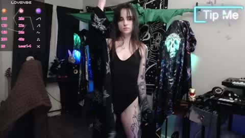 Snapshot of xxlilithmoonxx chatting on March 10, 2025, 5:00 am Lilith online show from March 10, 2025, 5:00 am
