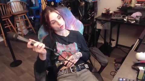 Lilith online show from October 22, 2025, 2:45 am