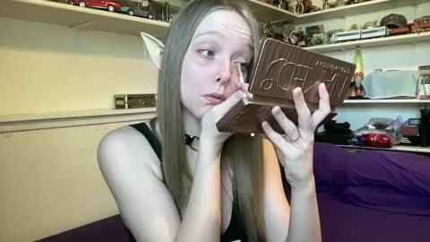 LoveAnastasia online show from September 8, 2025, 5:56 pm