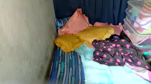 xxloveheart online show from November 5, 2025, 6:46 am