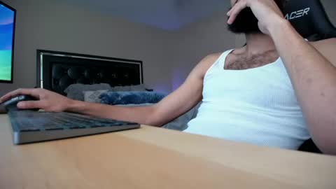 Snapshot of xxlrollingpapers chatting on June 11, 2026, 11:14 pm xxlrollingpapers online show from June 11, 2026, 11:14 pm