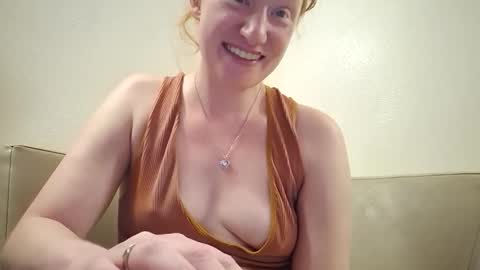 xxmariebliss online show from May 31, 2026, 6:09 pm