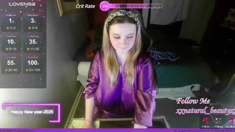 Snapshot of xxnatural_beautyxx chatting on January 1, 2025, 4:39 am Princess Peach  Jade  Felix online show from January 1, 2025, 4:39 am