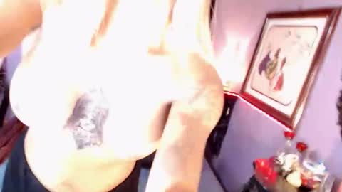 urperfection kelly online show from January 3, 2025, 11:01 pm