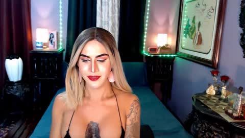 urperfection kelly online show from January 12, 2025, 1:58 pm