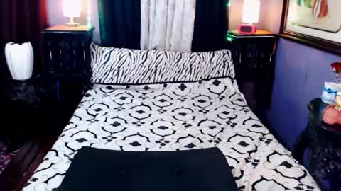 urperfection kelly online show from January 18, 2025, 11:00 pm