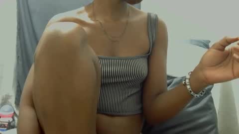 xxsexytalia28 online show from February 16, 2025, 5:04 pm