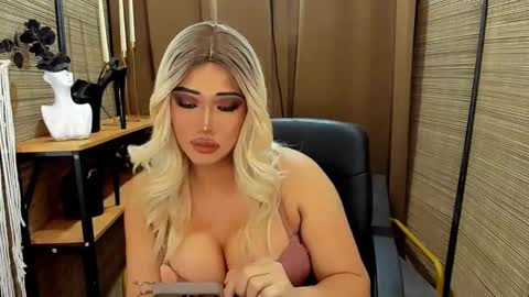 xxtastefullayeshaxx online show from January 7, 2025, 11:58 am