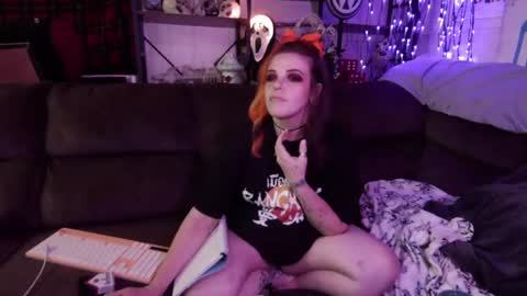 CaliRaeMaxXx online show from March 4, 2025, 10:13 am