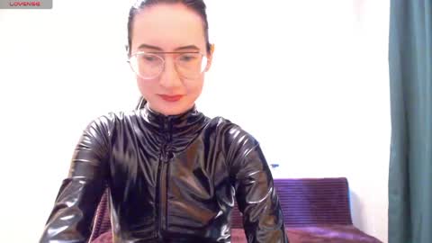 Snapshot of xxx_goddes_xxx chatting on June 4, 2026, 7:36 am Andariel online show from June 4, 2026, 7:36 am
