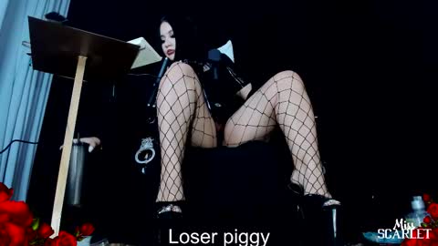 Mistress Scarlet Igmiss scarlet978 online show from October 30, 2025, 11:16 pm