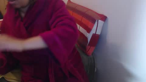 Ayanda online show from April 18, 2026, 6:34 pm