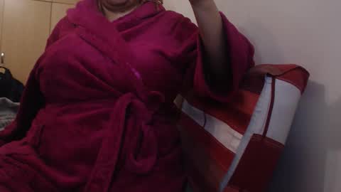 Ayanda online show from April 18, 2026, 7:58 pm