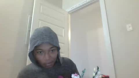 Danielle online show from November 23, 2025, 8:52 pm