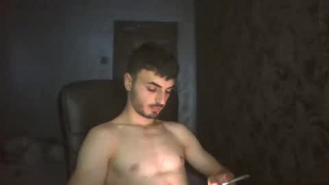 xxxdonpuiuuxxx online show from February 4, 2025, 3:26 pm